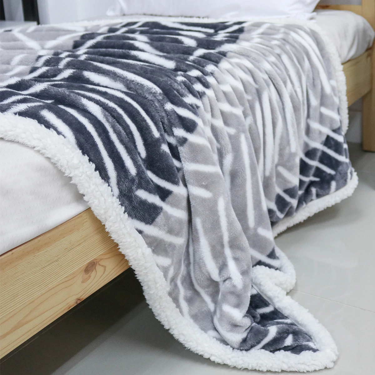 100% Recycled Polyester Fishbone Printed Plush Reversible Sherpa Blanket (Grey, White)