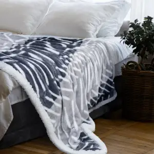 100% Recycled Polyester Fishbone Printed Plush Reversible Sherpa Blanket (Grey, White)