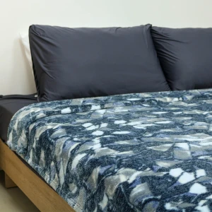 100% Recycled Polyester Frosted Printed Plush Blanket (Charcoal)