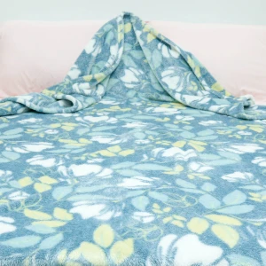 100% Recycled Polyester Frosted Printed Plush Blanket (Blue Flowers)