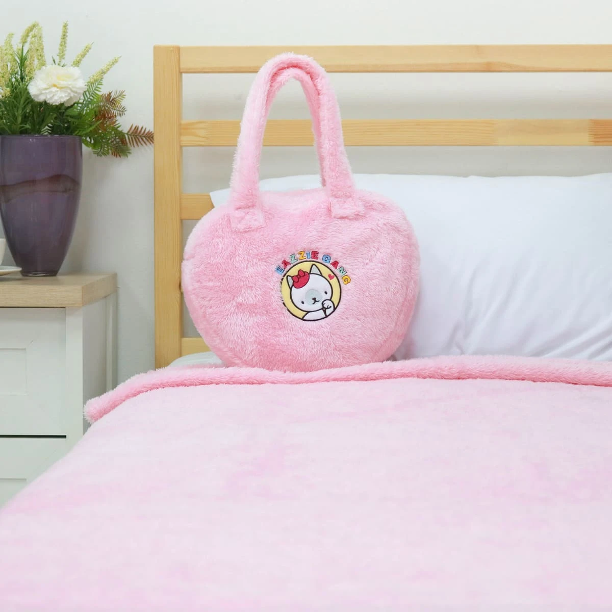 Blankar 3D Embroidery Heart Shape Plush Tote Bag Blanket (Pink)