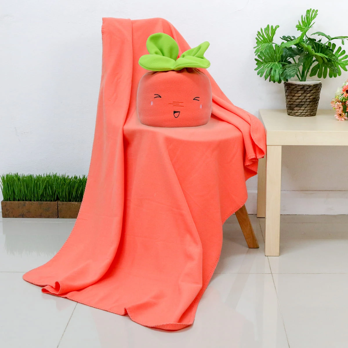 Carrot 3D Embroidery Fleece Outdoor Blanket with Drawstring Bag (Peach)