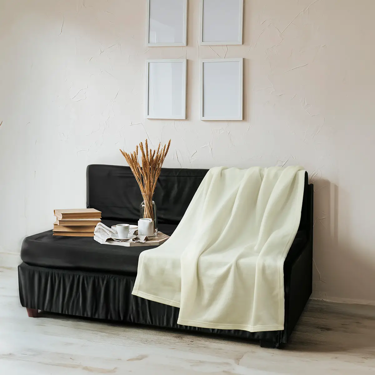 Clearance Sale In-stock Ready-to-ship Fleece Throw Cream Color 40x60 Inches