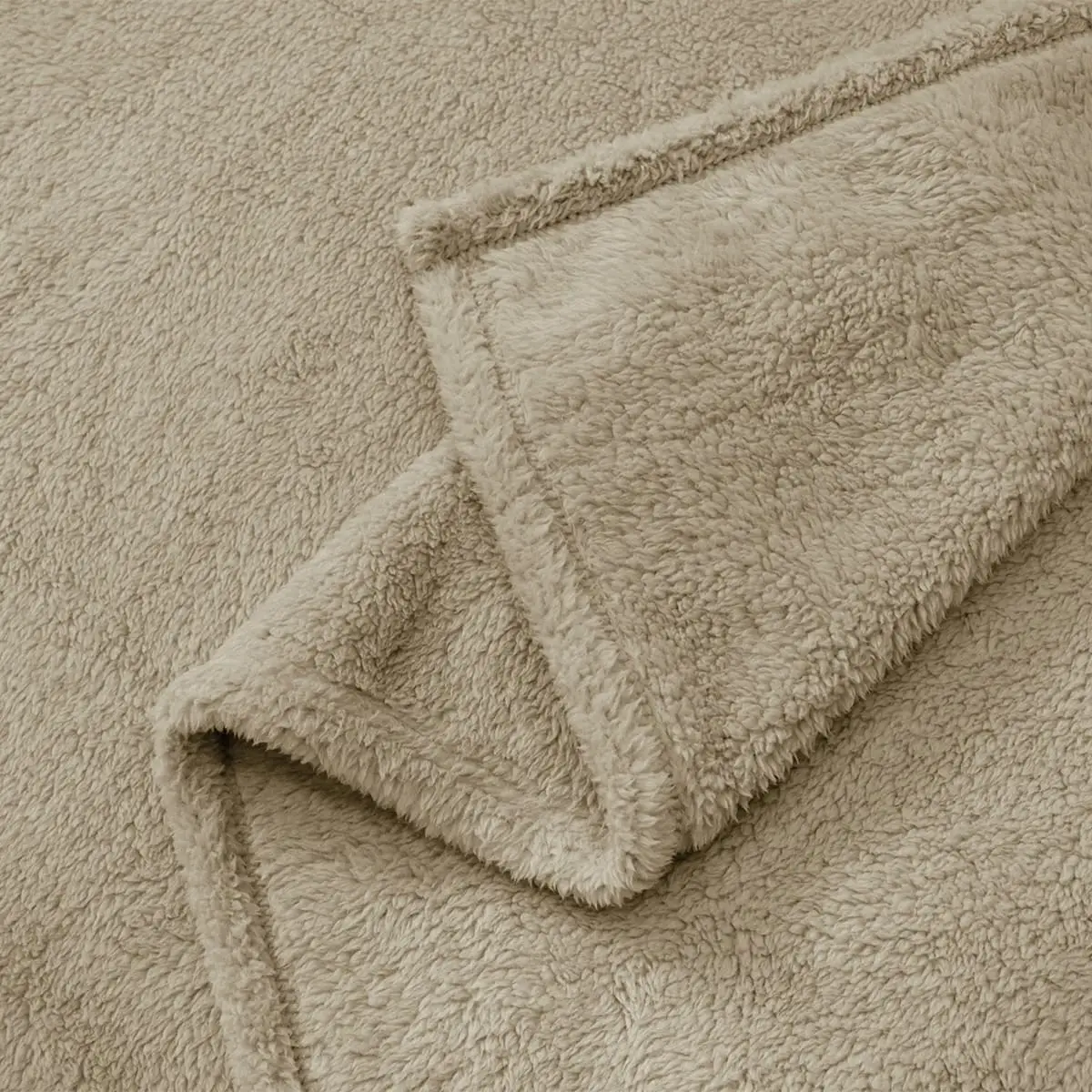 Fino Plush Blanket | Beige