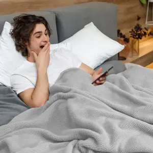 Fino Plush Blanket | Thin Striped Textured | Light Grey