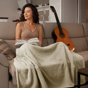 Fino Plush Throw | Beige