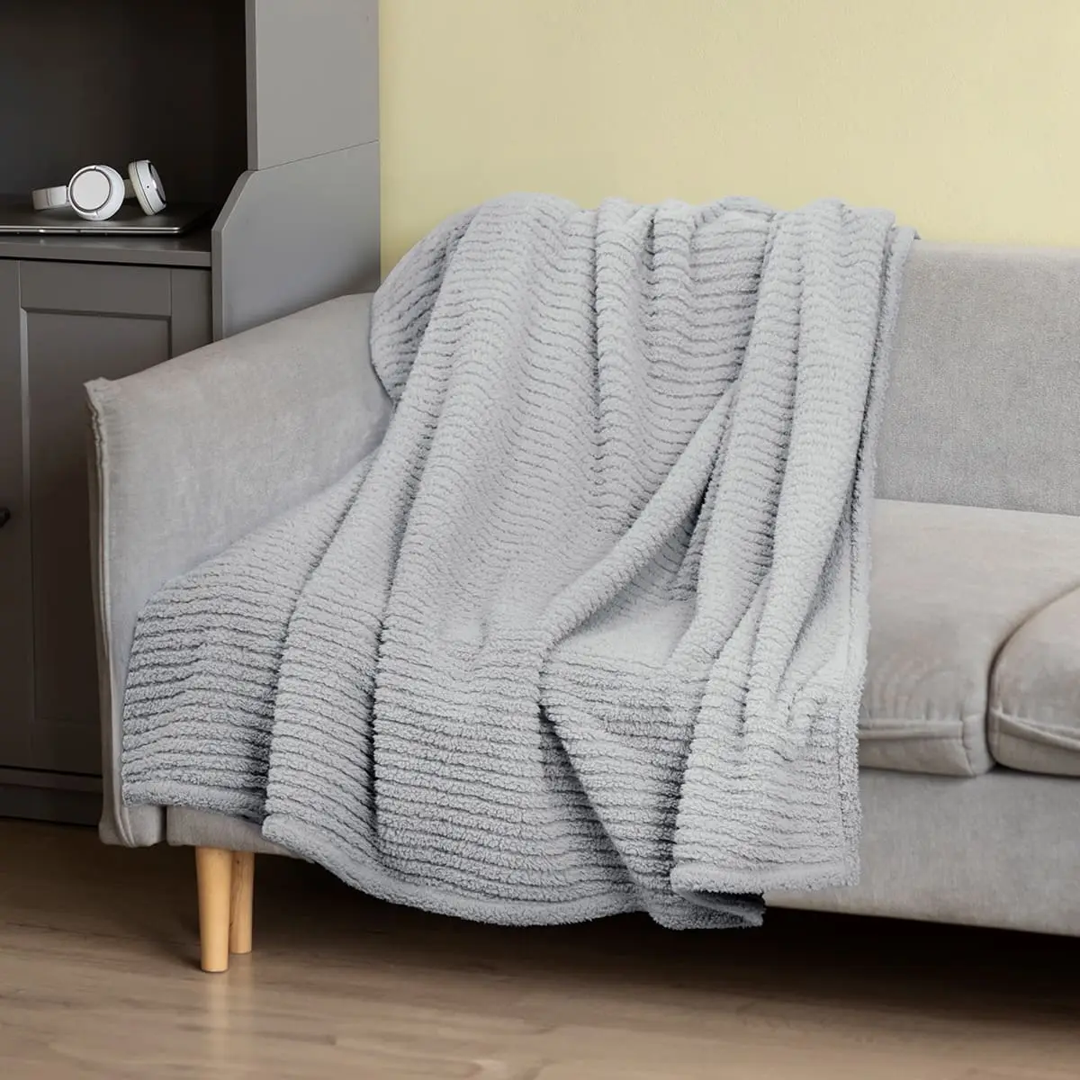 Fino Plush Throw | Bold Striped Textured | Light Grey