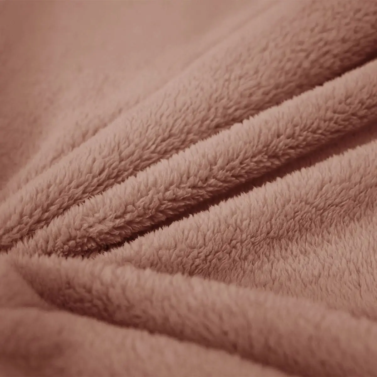 Fino Plush Throw | Brown