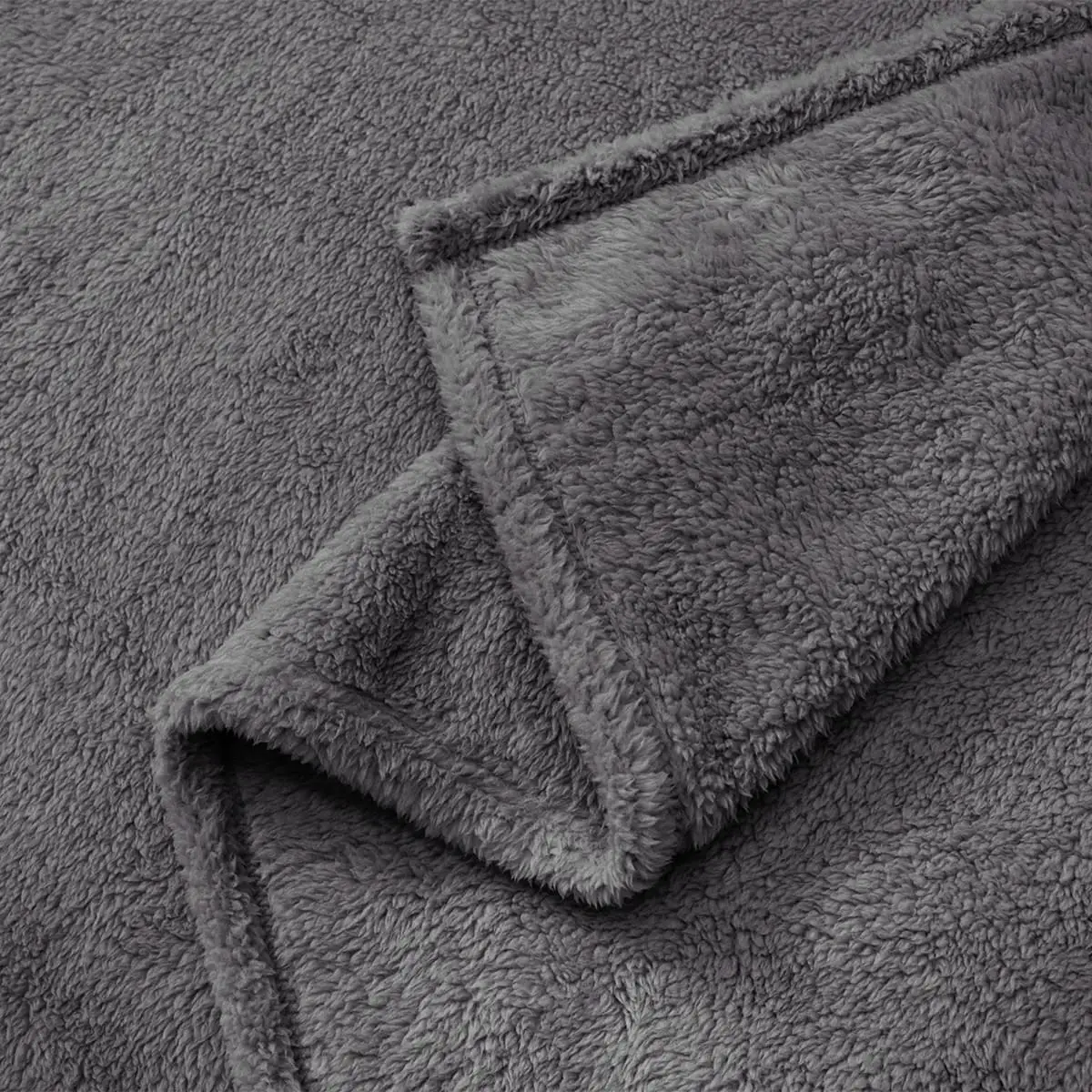 Fino Plush Throw | Dark Grey
