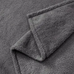 Fino Plush Throw | Dark Grey