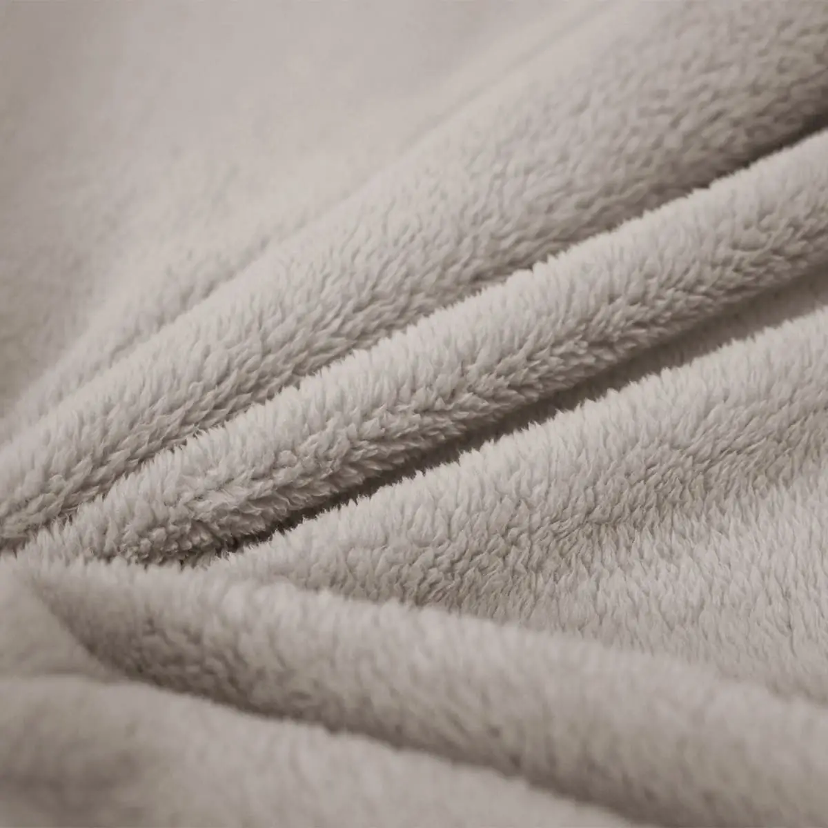 Fino Plush Throw | Light Brown