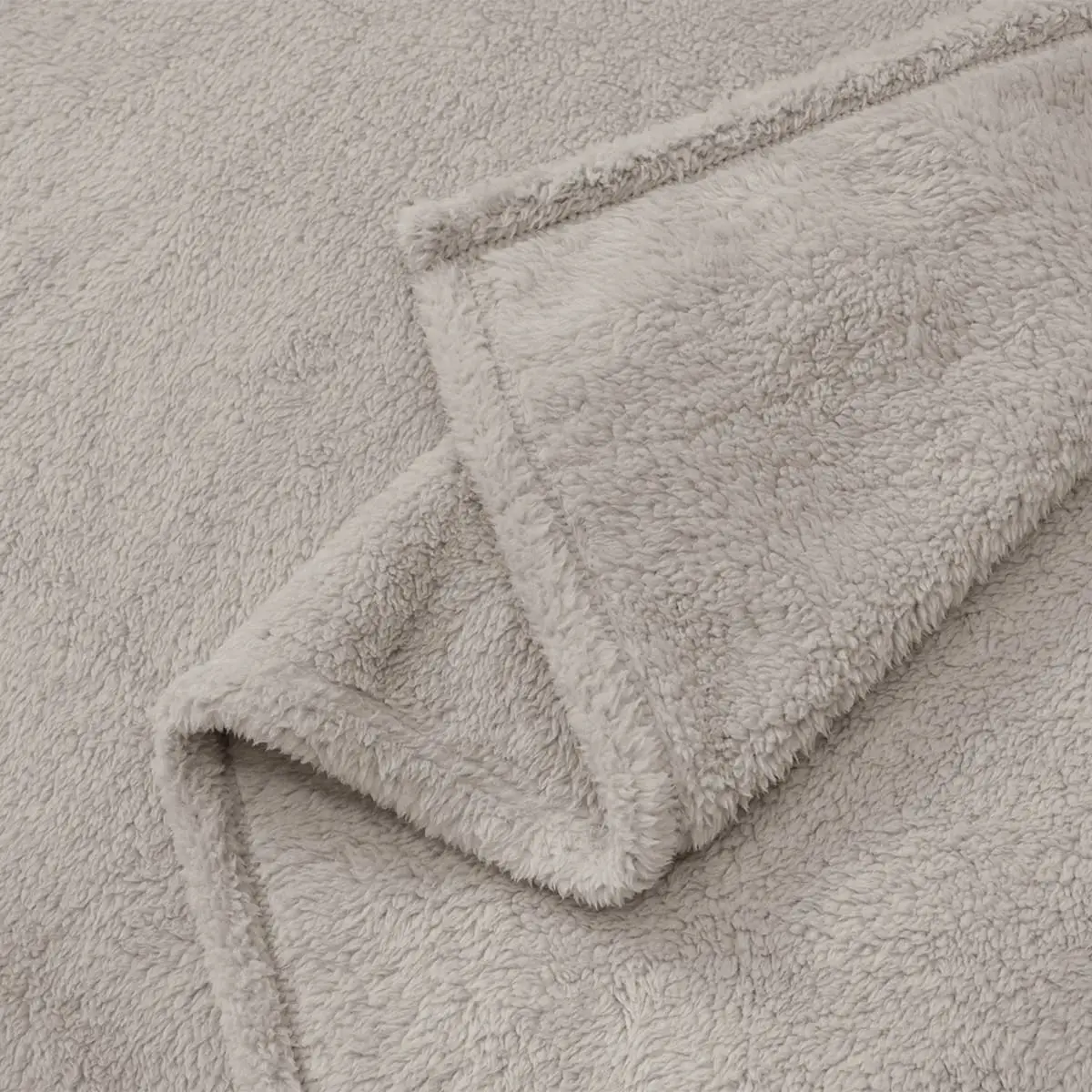 Fino Plush Throw | Light Brown