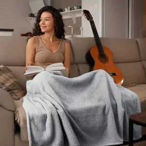 Fino Plush Throw | Light Grey