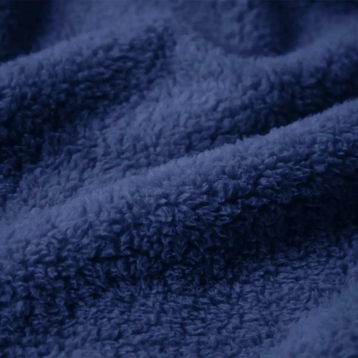 Fino Plush Throw | Navy