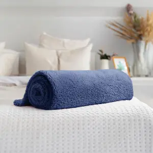 Fino Plush Throw | Navy