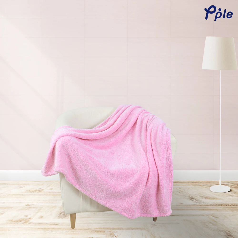 Frosted Plush Throw (Vivid Pink)