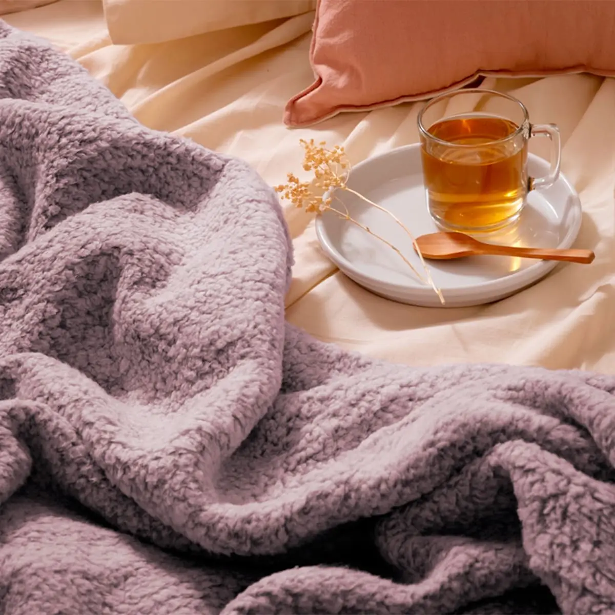 High-quality Fluffy Luxurious Sherpa Throw Blanket Production-ready