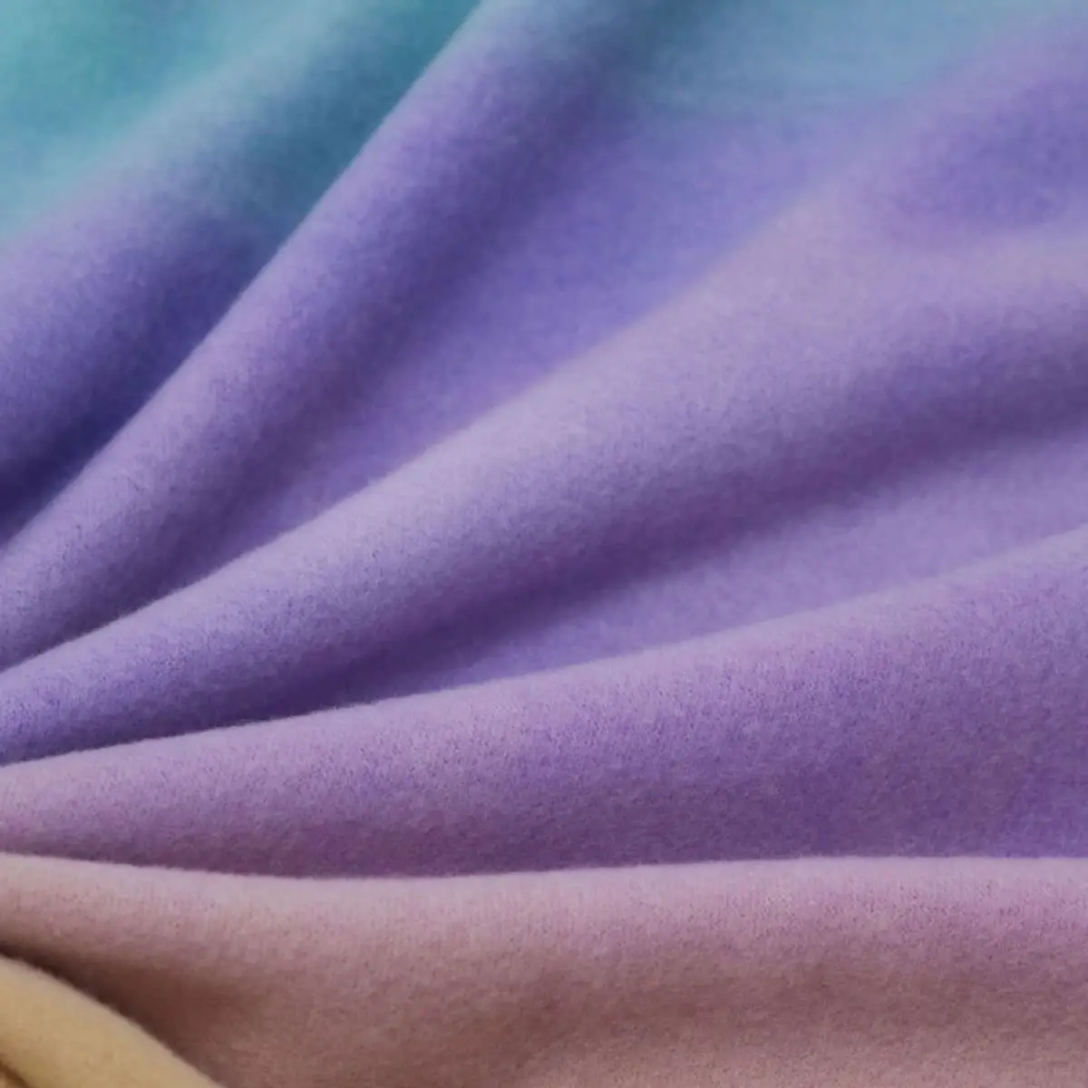 Himalai Blanket - Himalayas Inspired Digital Engineered Print Design Fleece Blanket (Traditional Style - 310B Pattern)