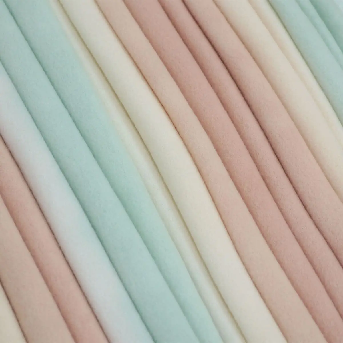 Himalai Printed Fleece Blanket 180 GSM – Horizontal Dream (305B) | From $1.99 Wholesale