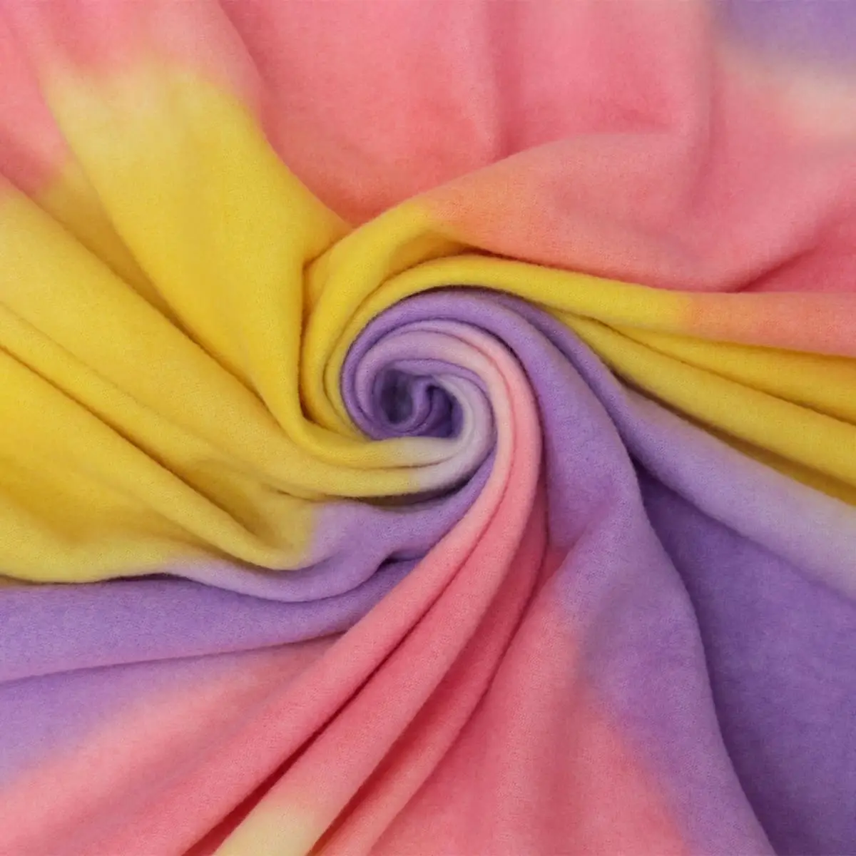 Himalai Printed Fleece Blanket 180 GSM – Wavily Groove (401B) | From $1.99 Wholesale