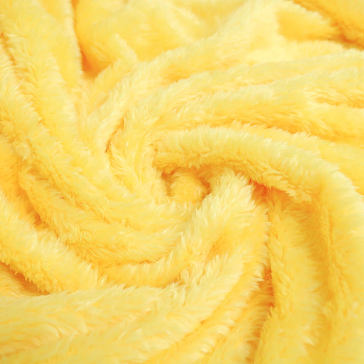 Keta 3D Embroidery Portable Plush Blanket (Yellow)