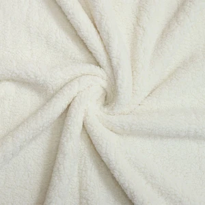 Pastel Color Sherpa Throw (Cream)