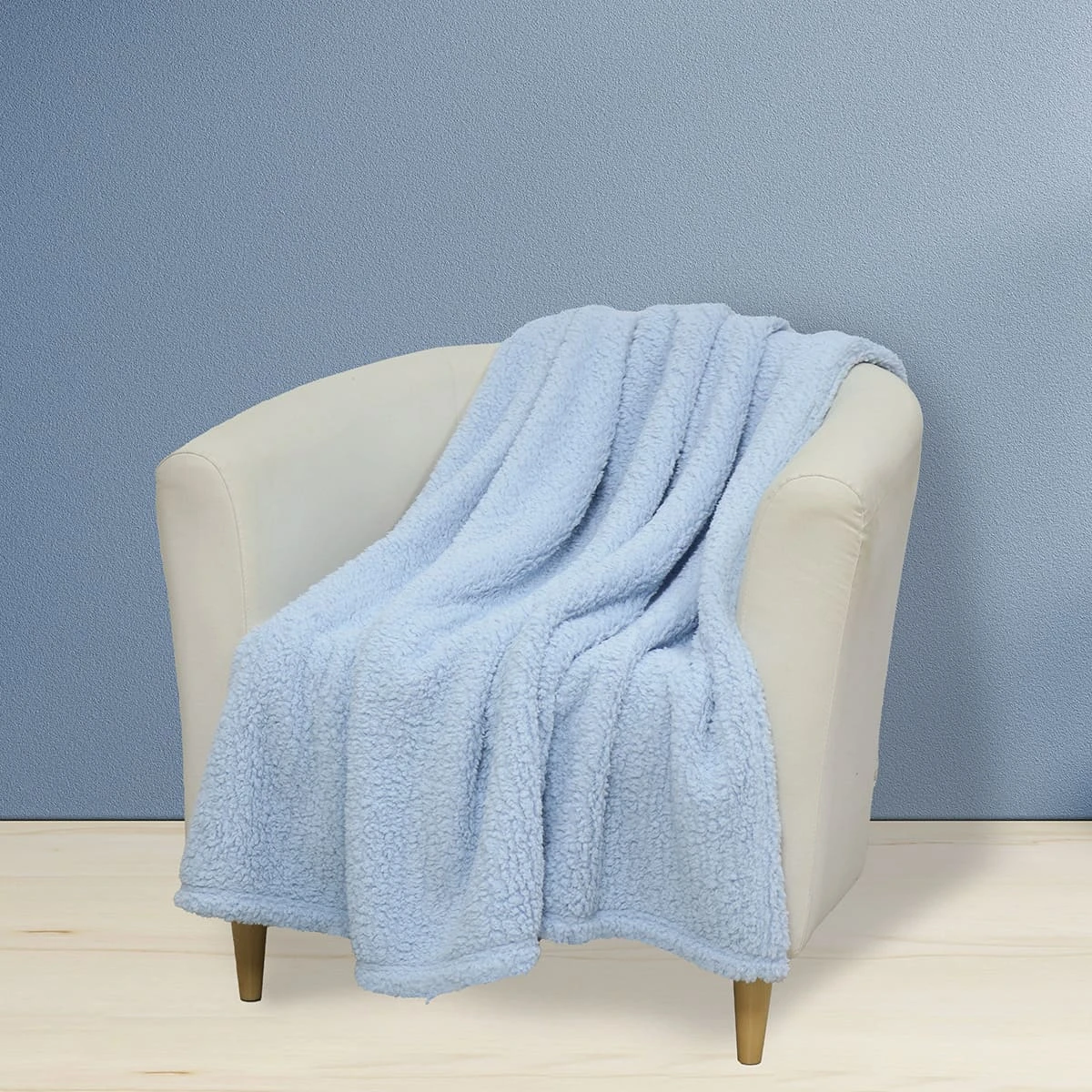 Pastel Color Sherpa Throw (Blue)