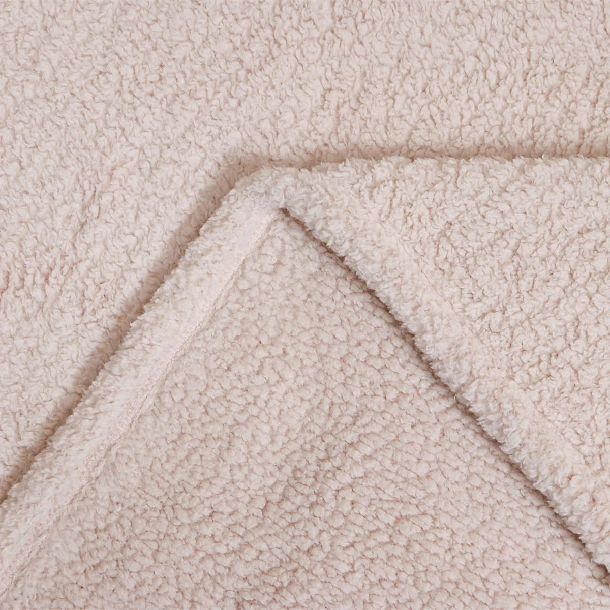 Pastel Color Sherpa Throw (Light Pink)