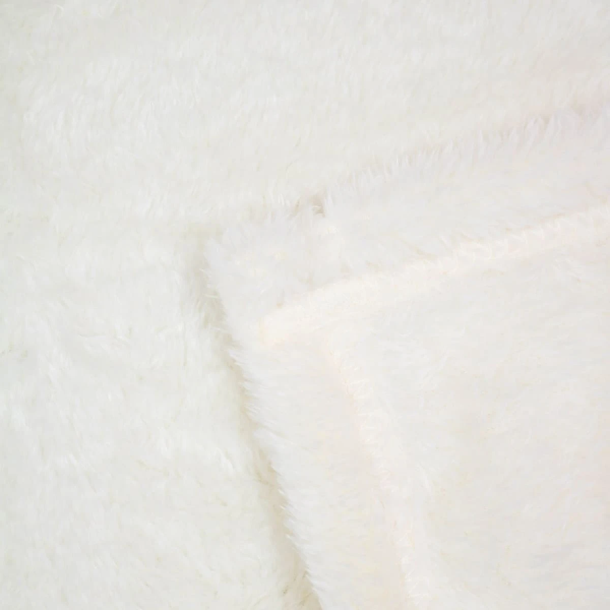 Pol V2 3D Embroidery Plush Tote Blanket (White)