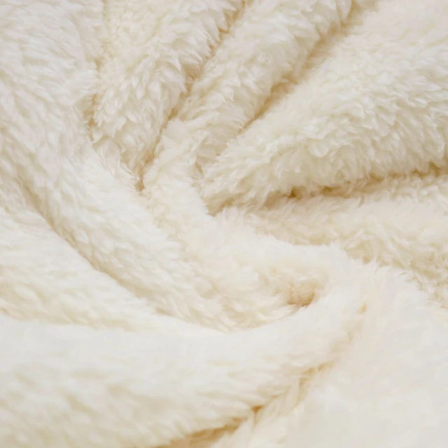 Pol V2 Shape Flannel Nap Mat (White)