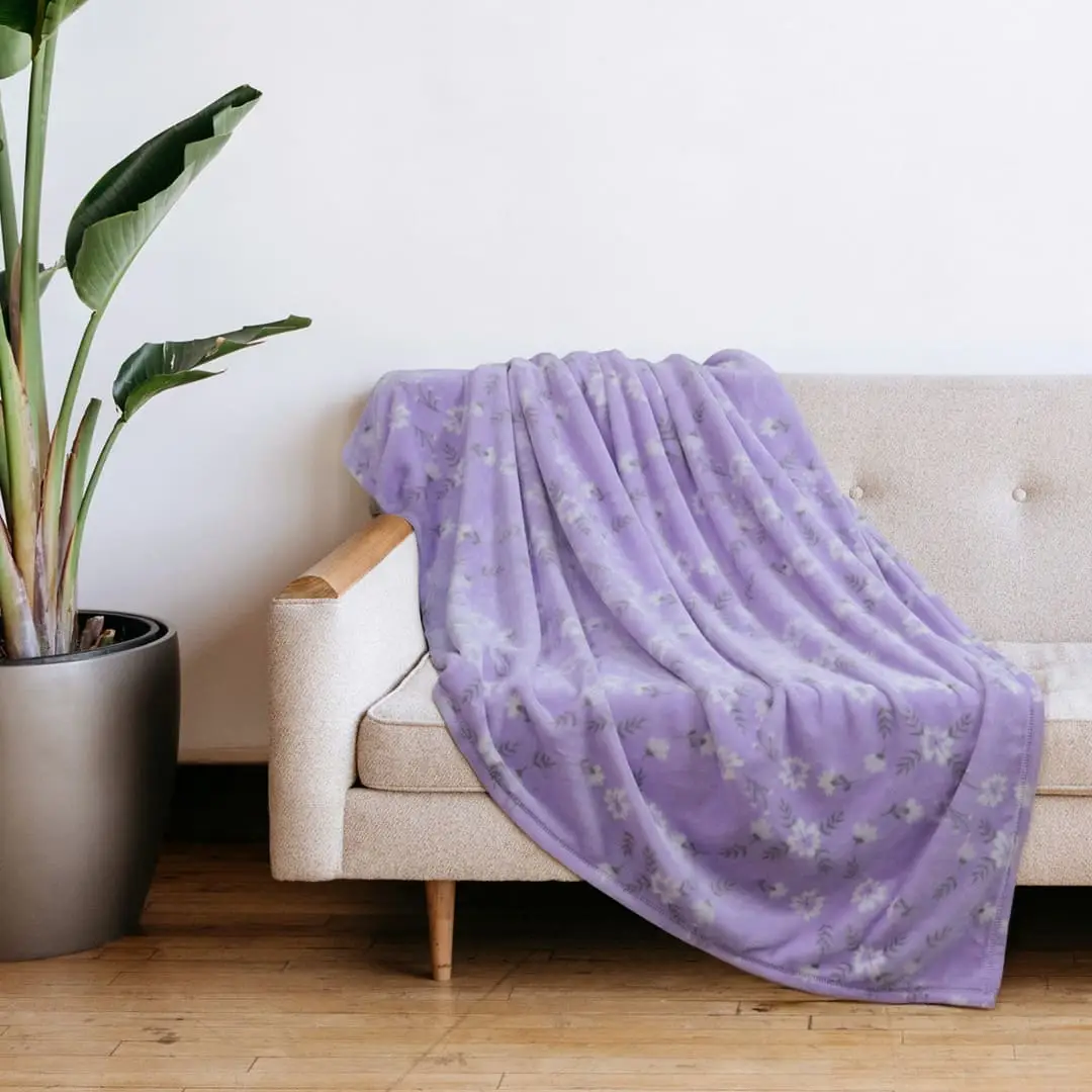 Purple Flower Printed Flannel Blanket – Ultra Soft & Lightweight Throw