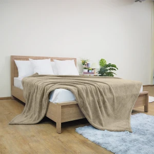 Fashion Hometex: Blanket Supplier |  Ready-to-ship Sable Plush Blanket (Oat Milk)