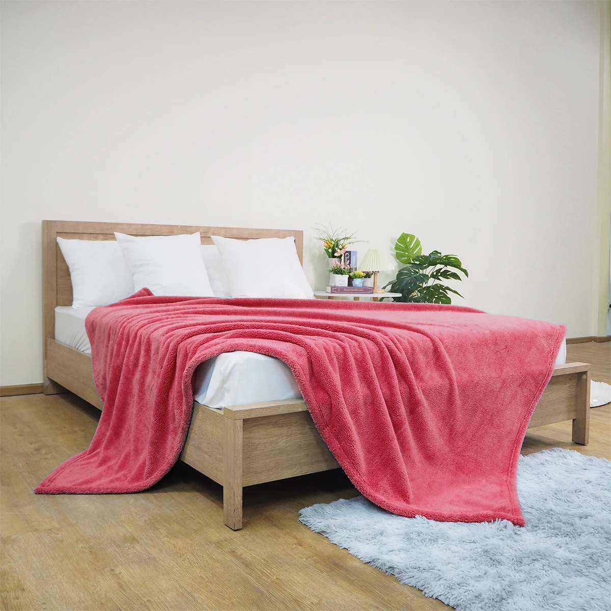 Fashion Hometex: Blanket Supplier |  Ready-to-ship Sable Plush Blanket (Hot Pink)