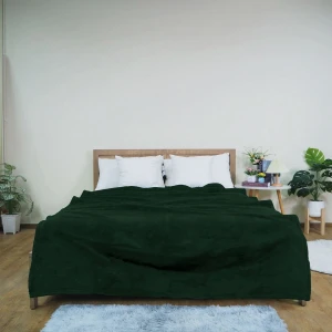 Ready-to-ship Wombat Plush Blanket (Dark Green)