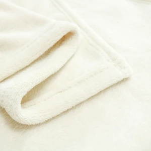 Recycled Flannal Blanket (Cream)