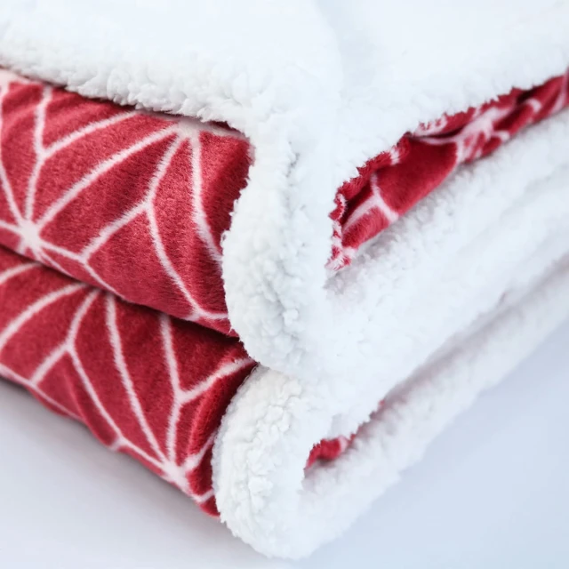 Red Diamond Pattern Printed Velfleece Reversible to Sherpa Blanket