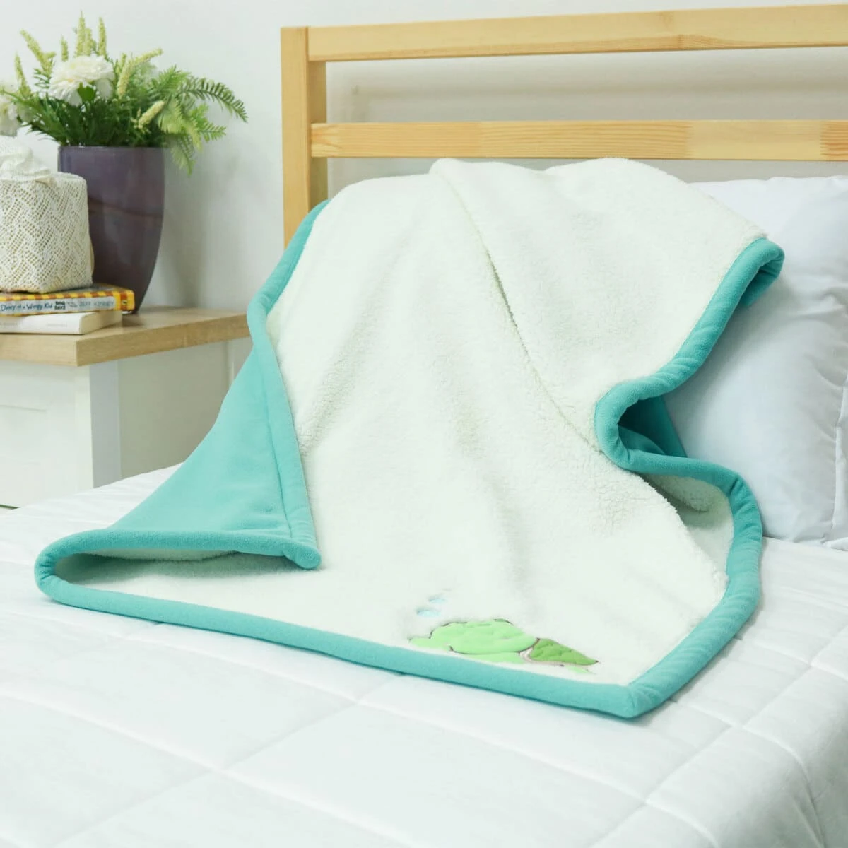 Sleeping Turtle Embroidery Sherpa Reversible to Turquoise Fleece Baby Blanket