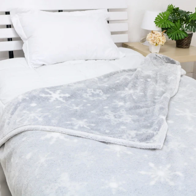 Snowflake Printed Frosted Plush Blanket (Silver Grey)