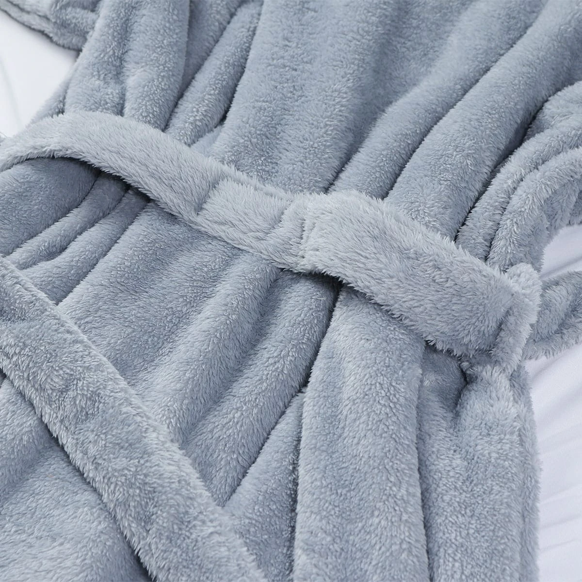 Solid Color Wombat Plush Bathrobe (Light Grey)