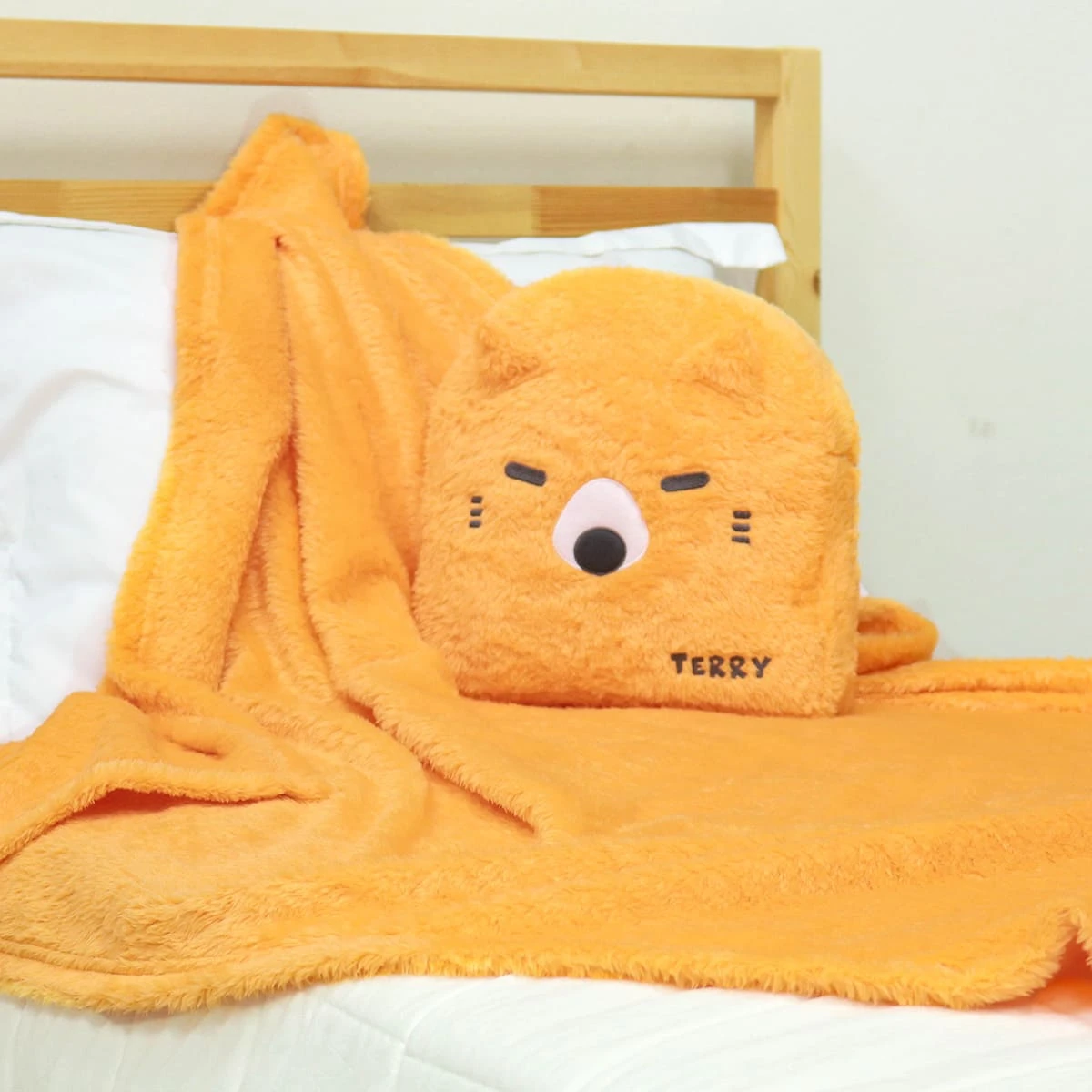 Terry V2 3D Embroidery Plush Backpack Blanket (Orange)