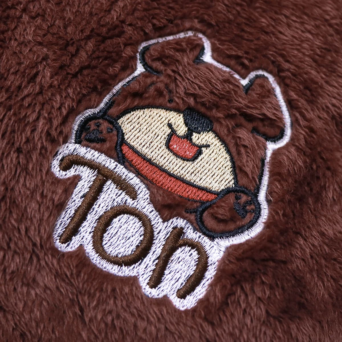 Ton Embroidery Plush Pet Bed (Red Brown)