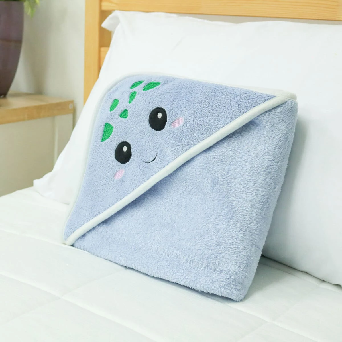 Turtle Embroidery Fleece Hooded Baby Blanket (Blue)