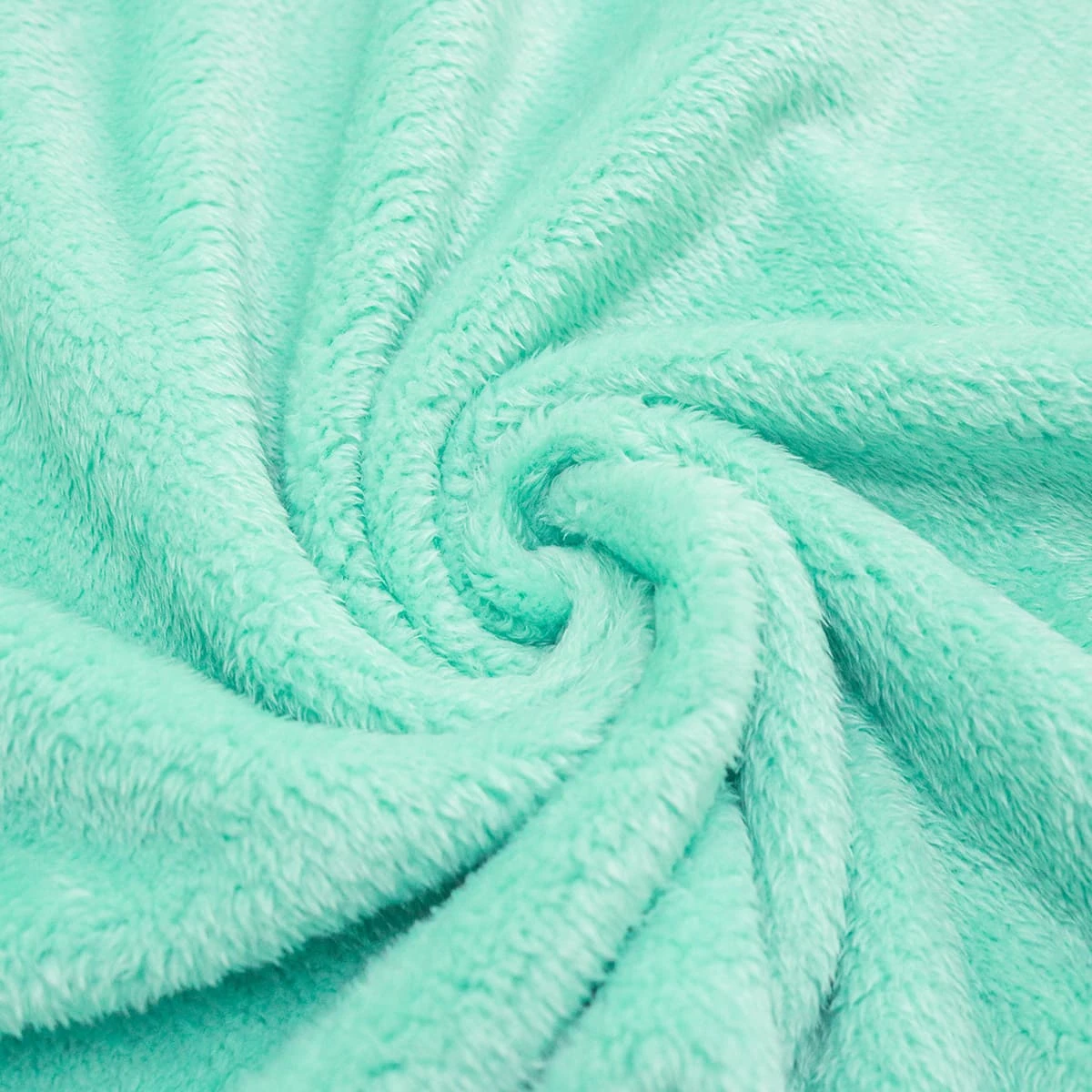 Windy Embroidery Plush Baby Blanket (Green)